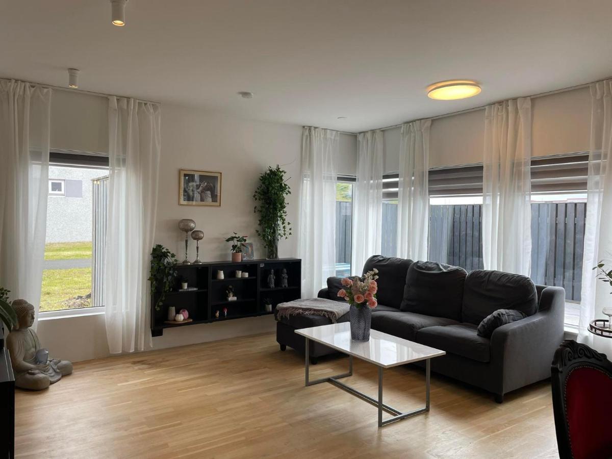 Spacious 3Br Condo Near Blue Lagoon 15M Airport 9M Njarthvik 外观 照片